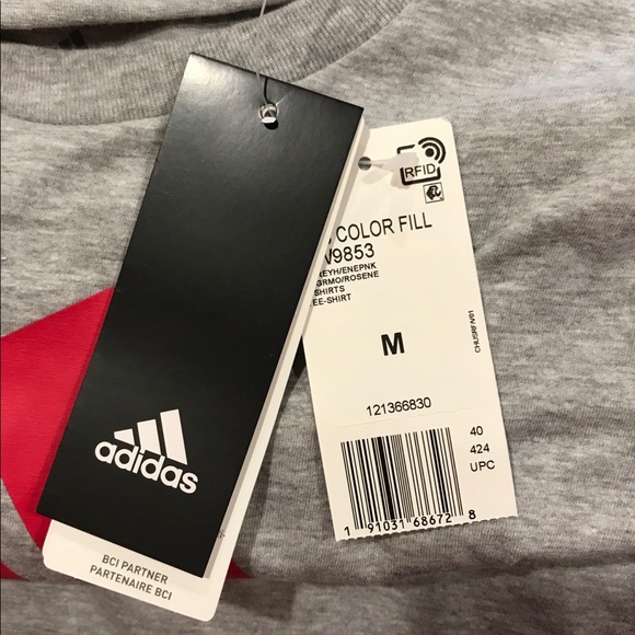 Adidas women’s T-shirt - Picture 2 of 2